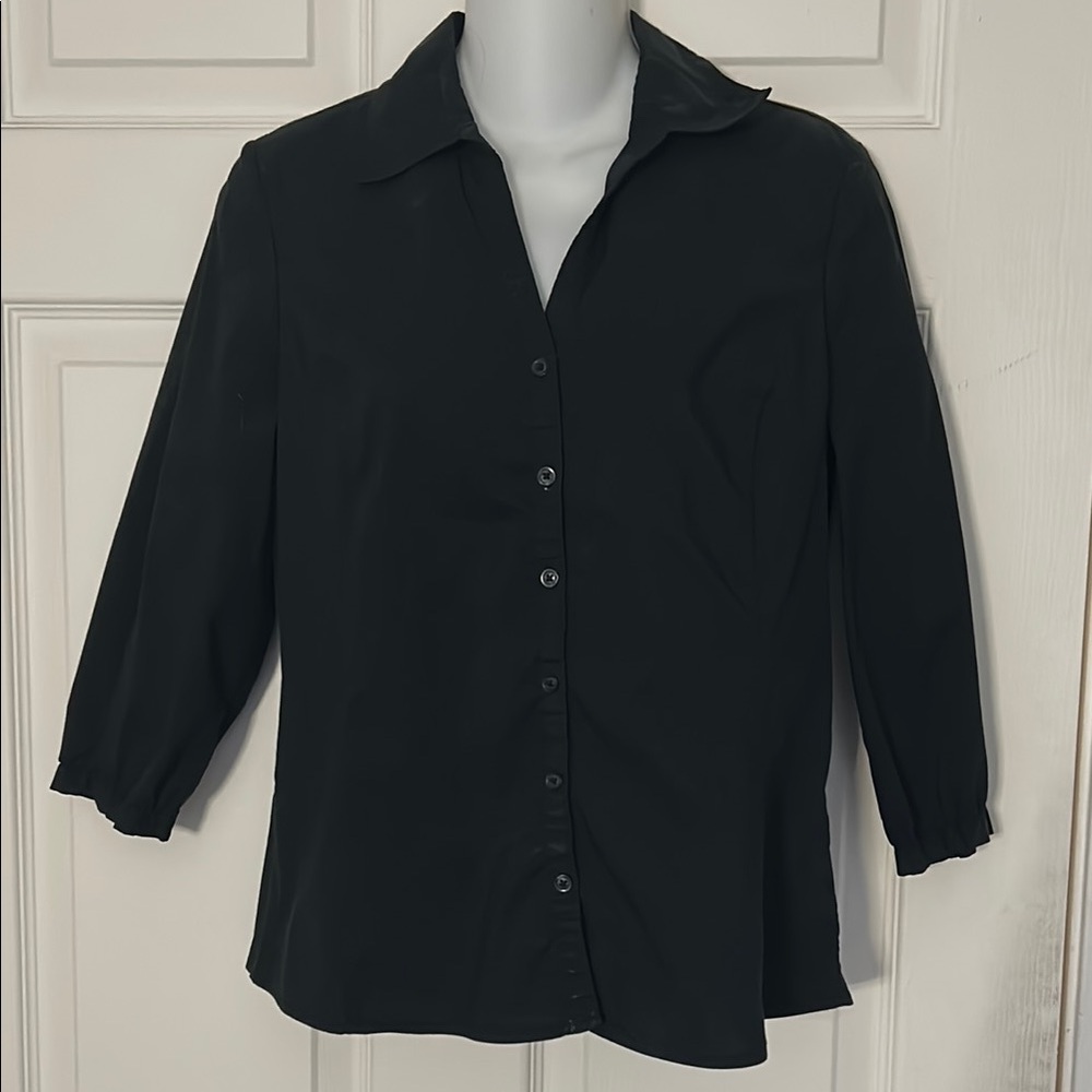 Old Navy Black Fitted 3/4 Sleeve Button Down Shirt